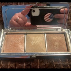 Hourglass ambient light palette